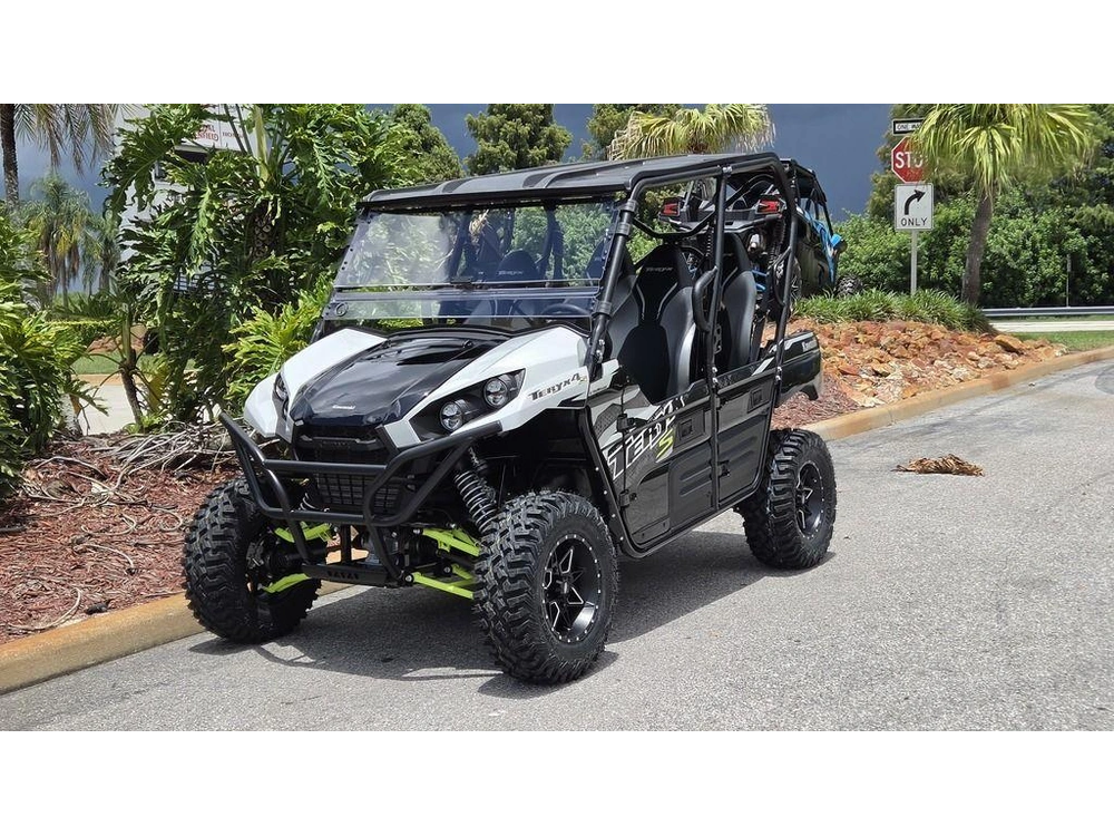 2025 Kawasaki Teryx4™ S Le