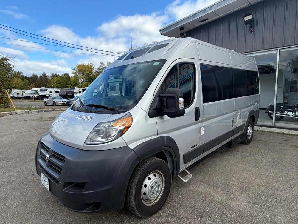 2018 Roadtrek Simplicity Srt
