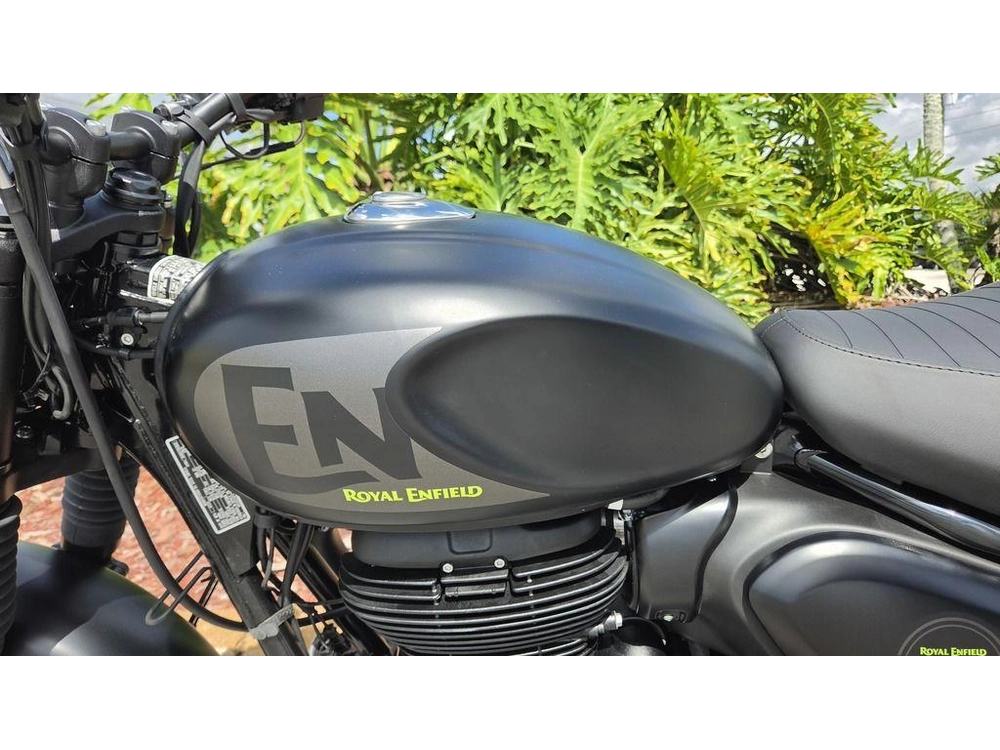 2027 Royal Enfield Hunter 350 Graphite Grey