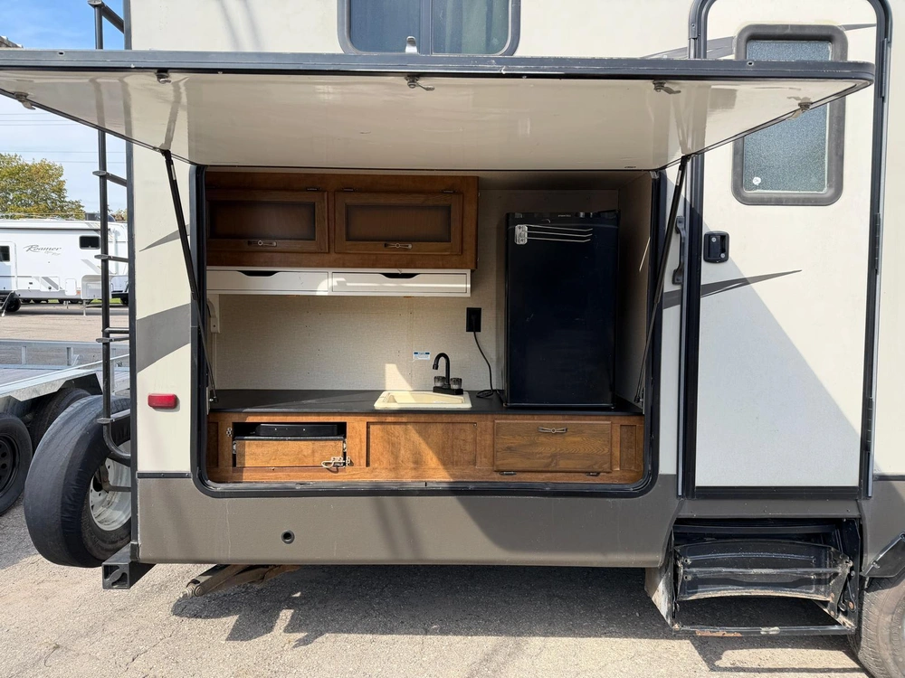 2017 Crossroads Rezerve 31bh alt