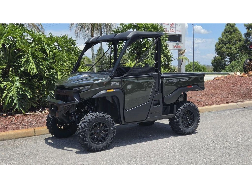 2026 Honda Pioneer 1000 Deluxe