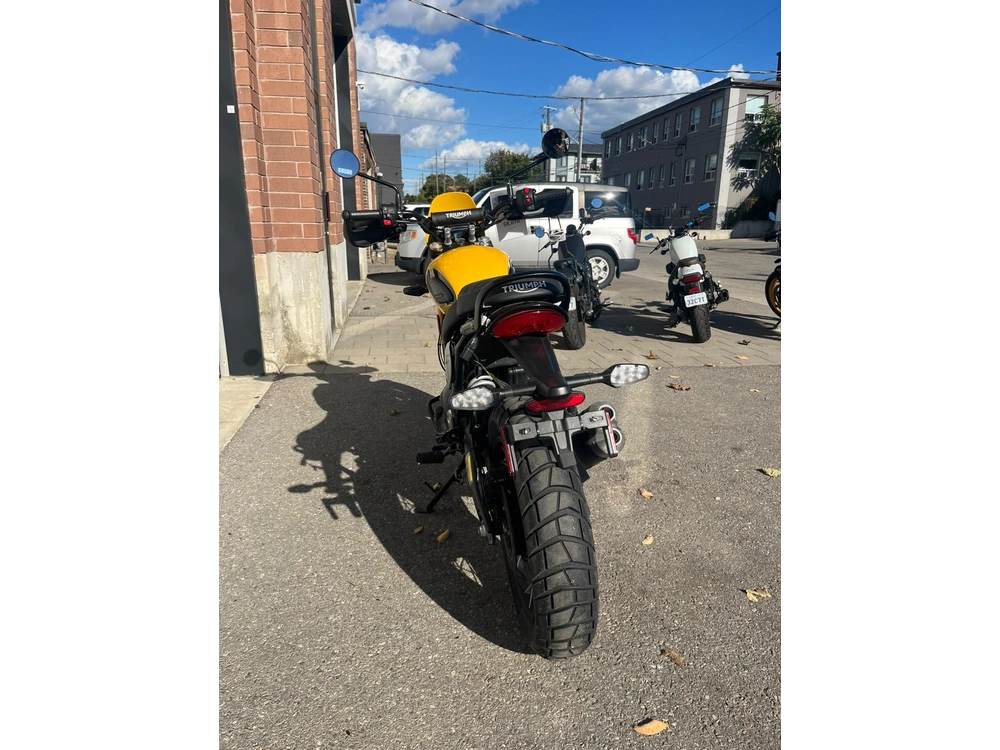 2026 Triumph Scrambler 400 Xc alt