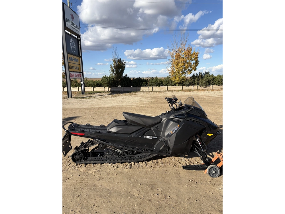2025 Ski-doo Backcountry Adrenaline 850
