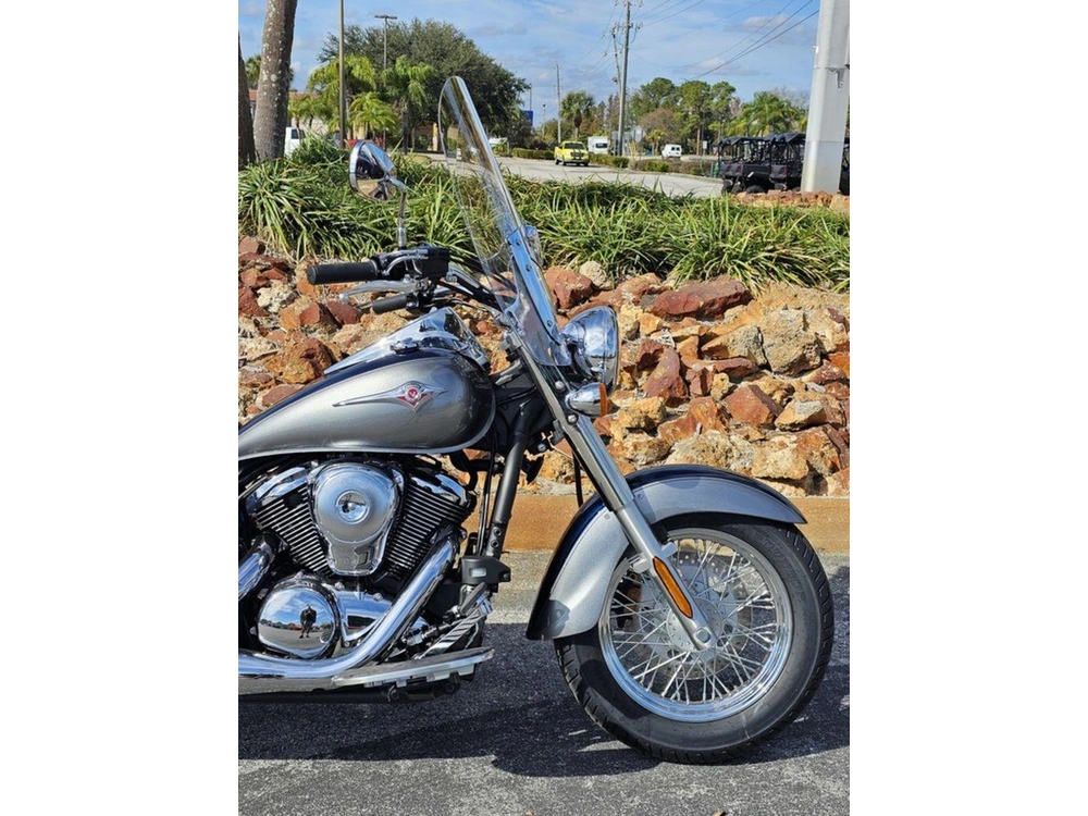 2026 Kawasaki Vulcan® 900 Classic Lt