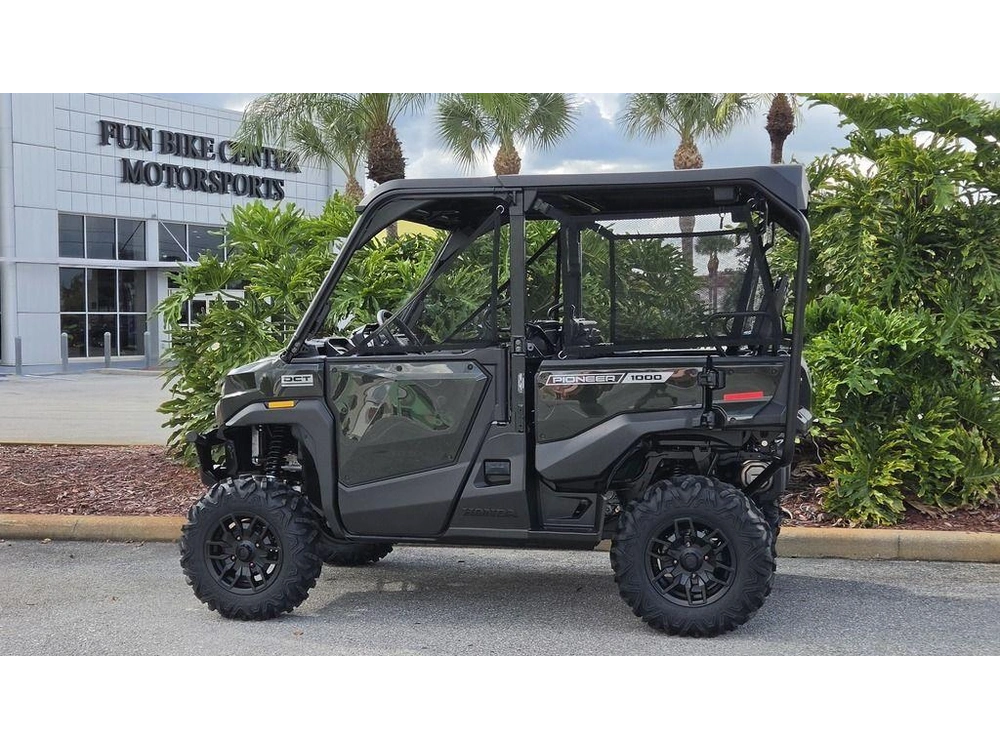 2026 Honda Pioneer 1000-5 Deluxe