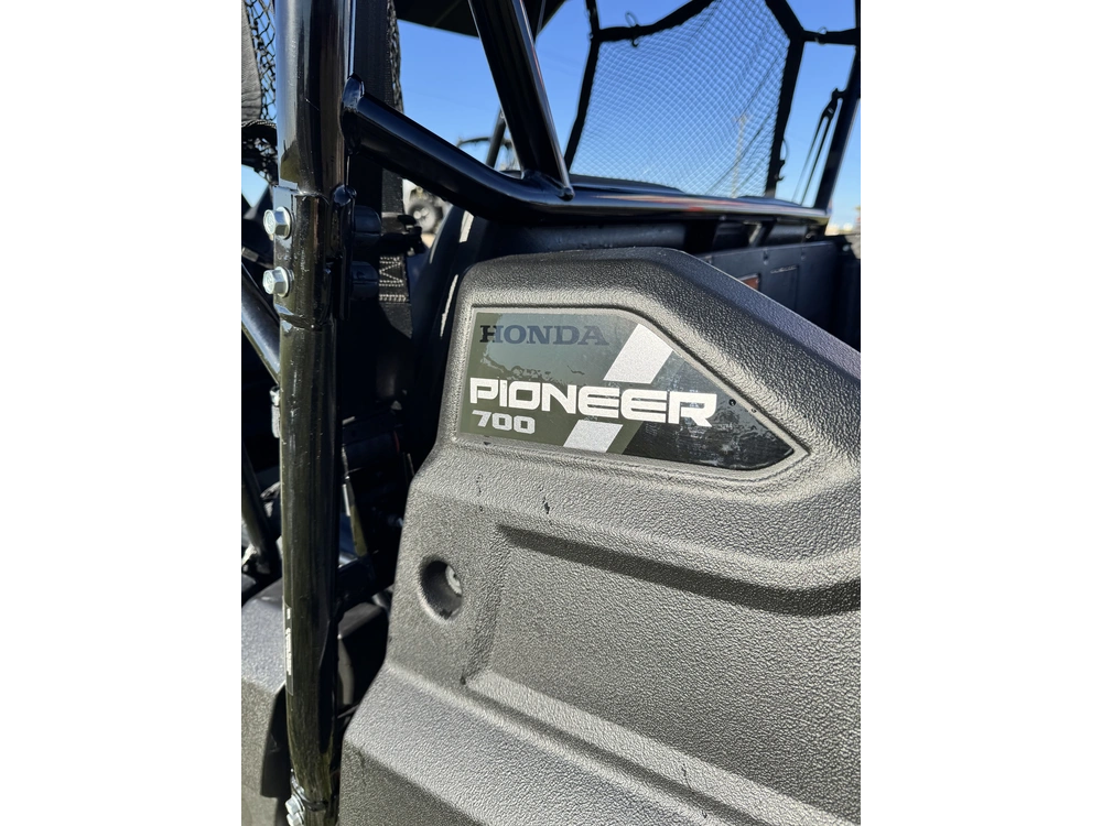 2026 Honda Pioneer 700-2p Dlx