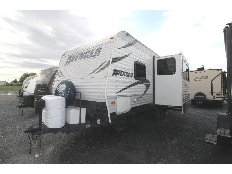 2013 Prime Time Avenger 23fbs