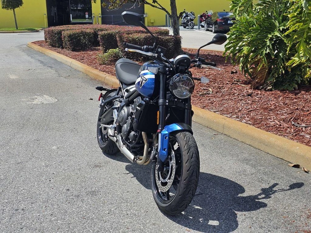 2025 Triumph Trident 660 Cobalt Blue/sapphire Black