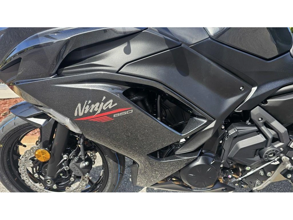 2026 Kawasaki Ninja® 650