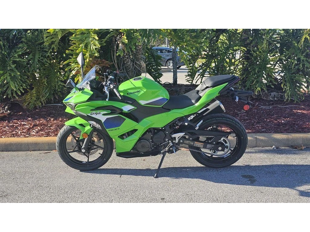 2026 Kawasaki Ninja® 500