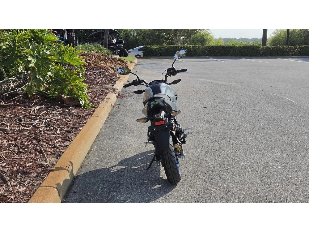 2026 Kawasaki Z125 Pro