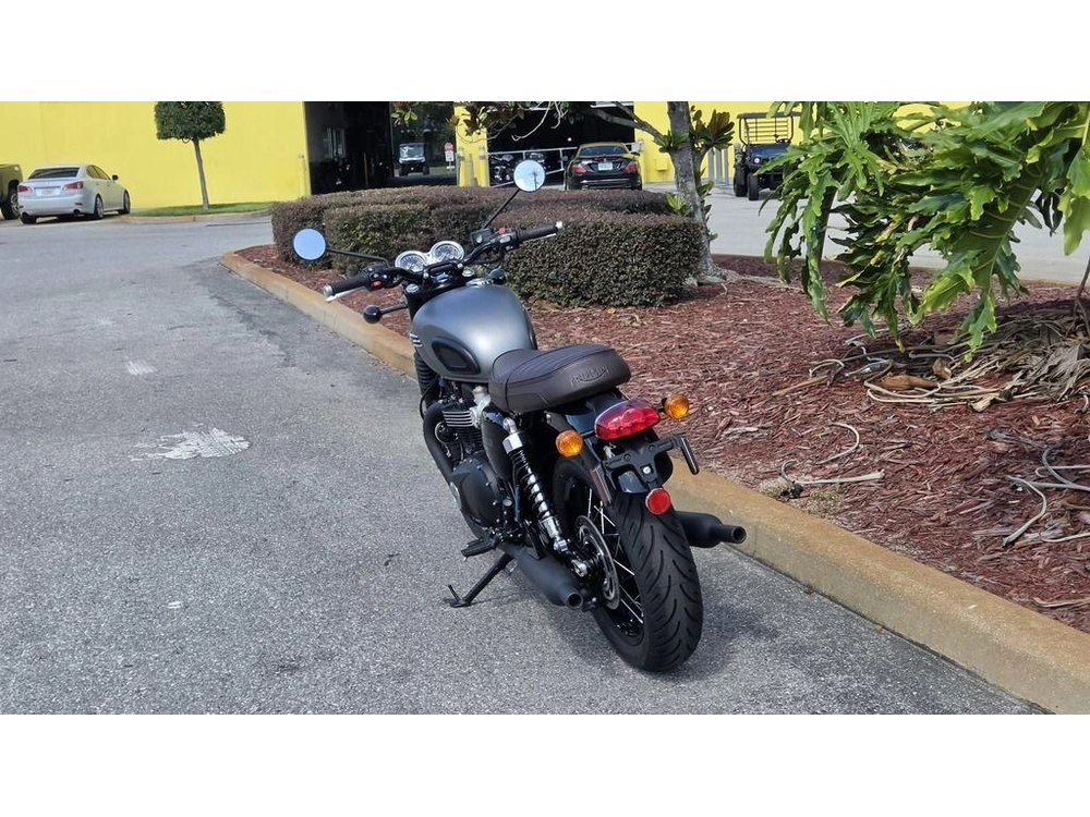 2026 Triumph Bonneville T120 Black Matt Silver Ice