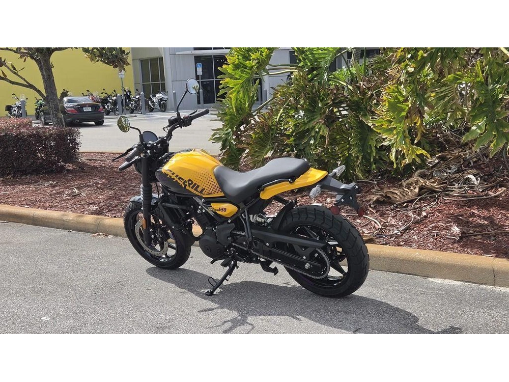 2026 Royal Enfield Guerrilla 450 Playa Black