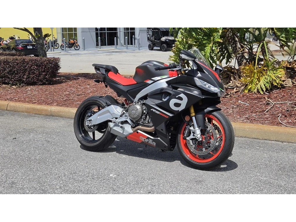 2022 Aprilia Rs 660