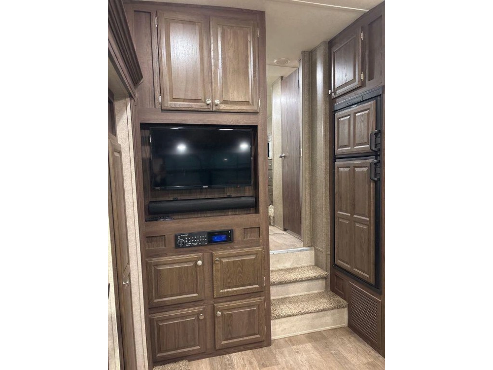 Rockwood Ultra Lite 2440bs 2018