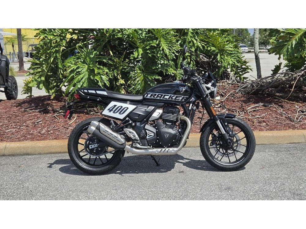 2026 Triumph Tracker 400 Phantom Black
