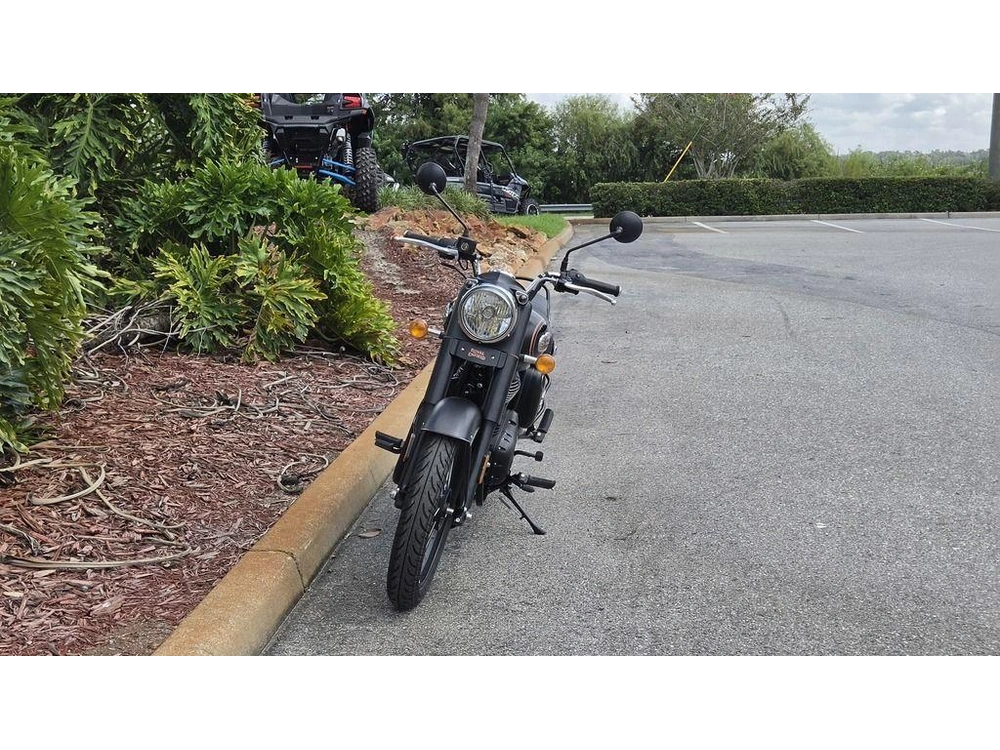 2027 Royal Enfield Bullet 350 Black Gold
