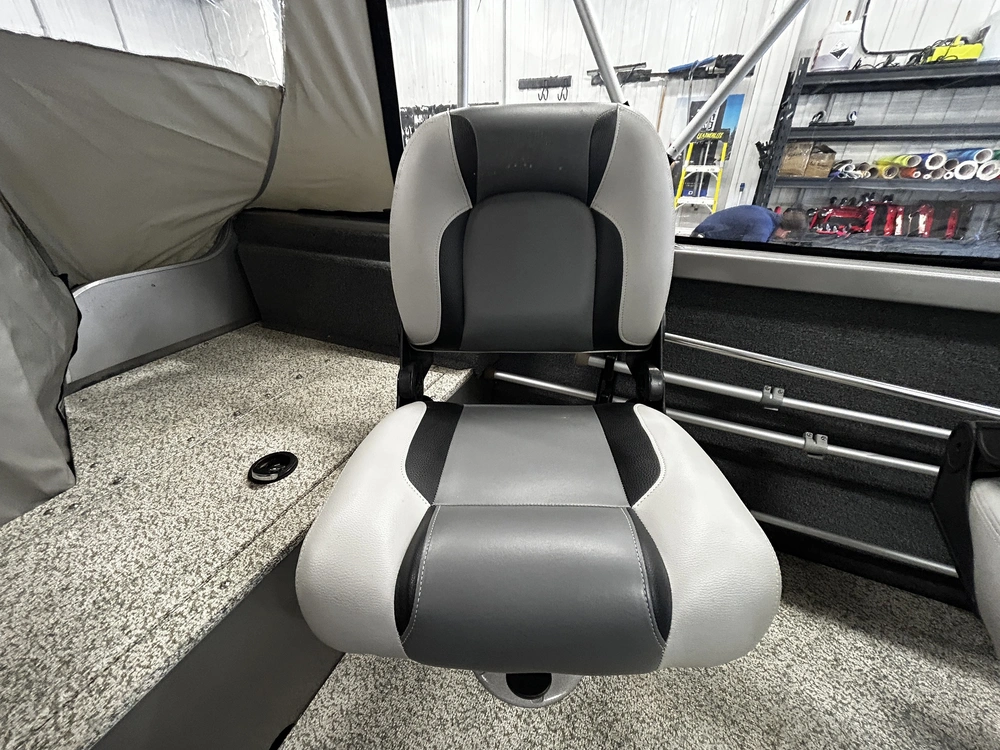 2012 Crestliner Wt1650
