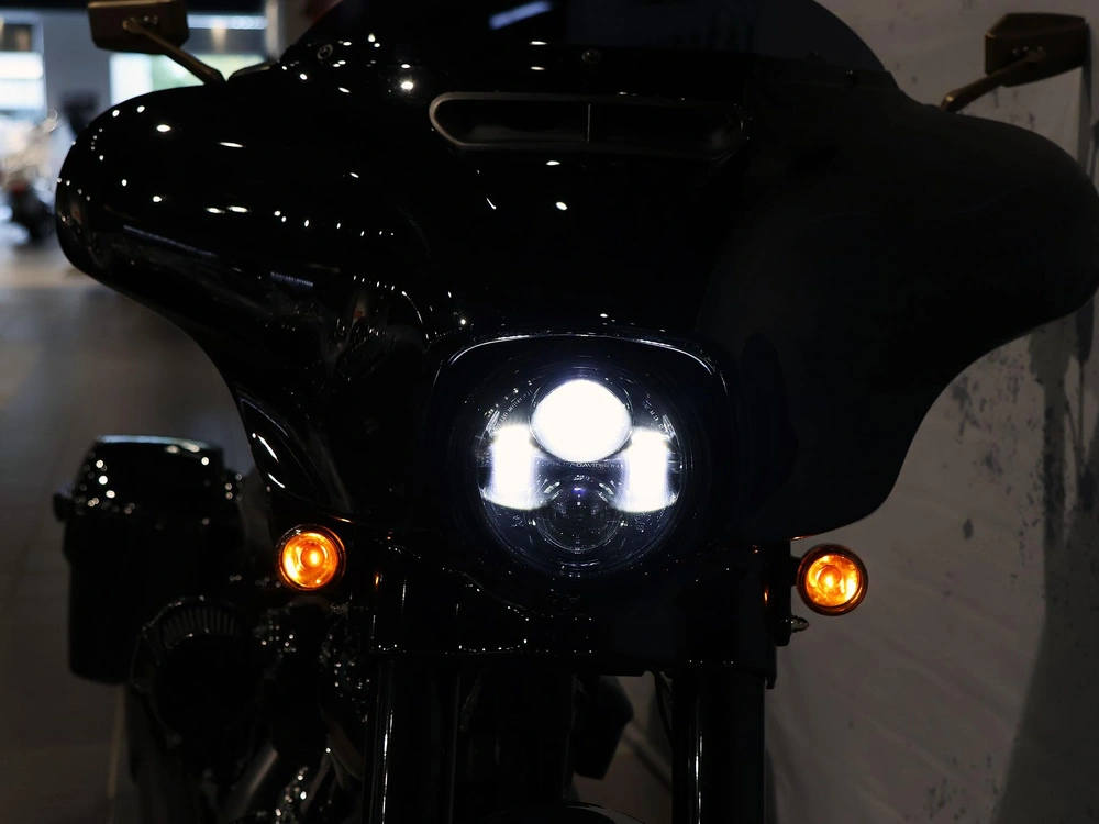2022 Harley-davidson Street Glide St Flhxst