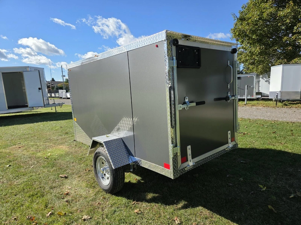 2027 Rhino Galvanized Enclosed 4' X 8' Ramp
