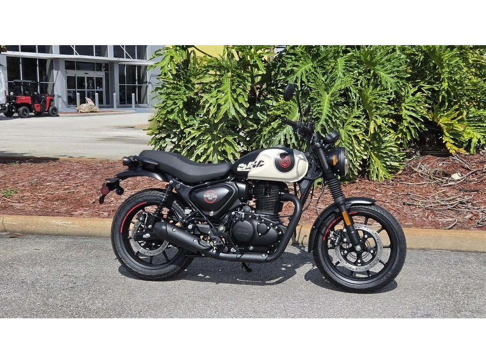 2027 Royal Enfield Hunter 350 Tokyo Black