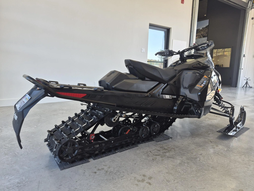 2024 Ski-doo Mxz X 137 850 E-tec Ice Ripper