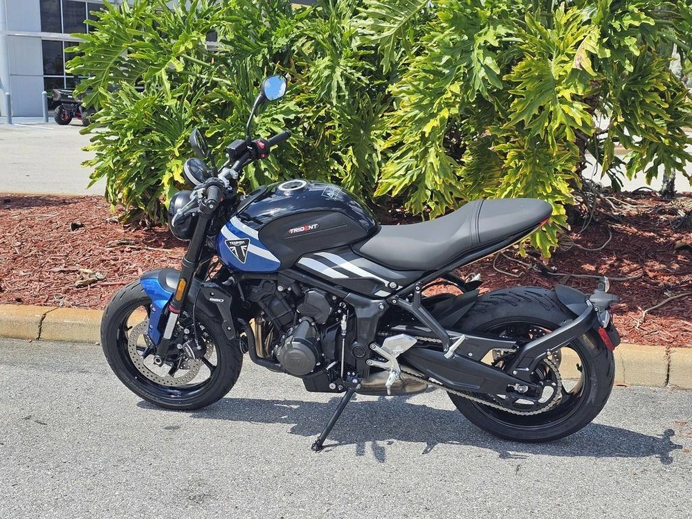 2025 Triumph Trident 660 Cobalt Blue/sapphire Black