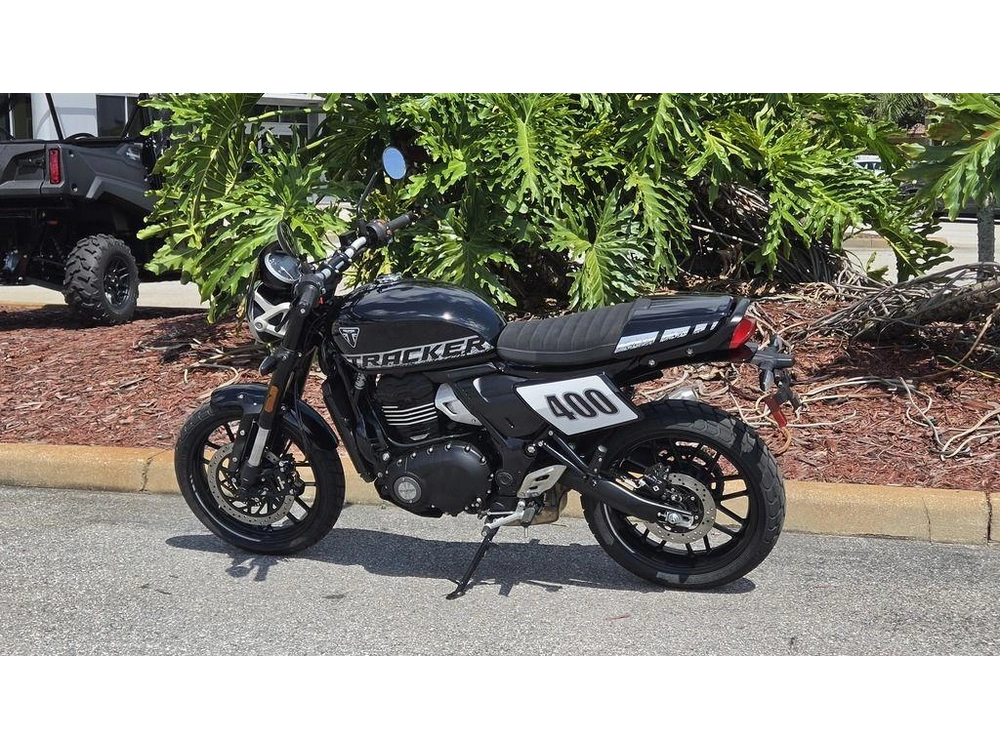 2026 Triumph Tracker 400 Phantom Black