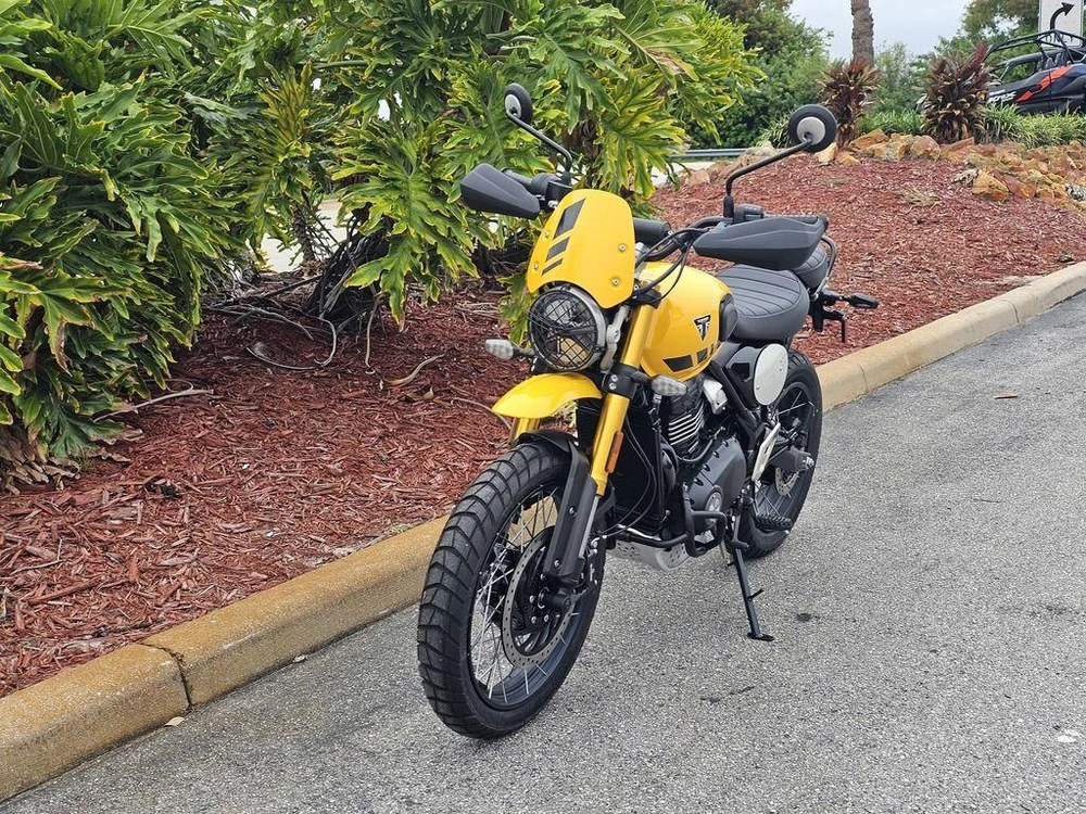 2026 Triumph Scrambler 400 Xc Racing Yellow