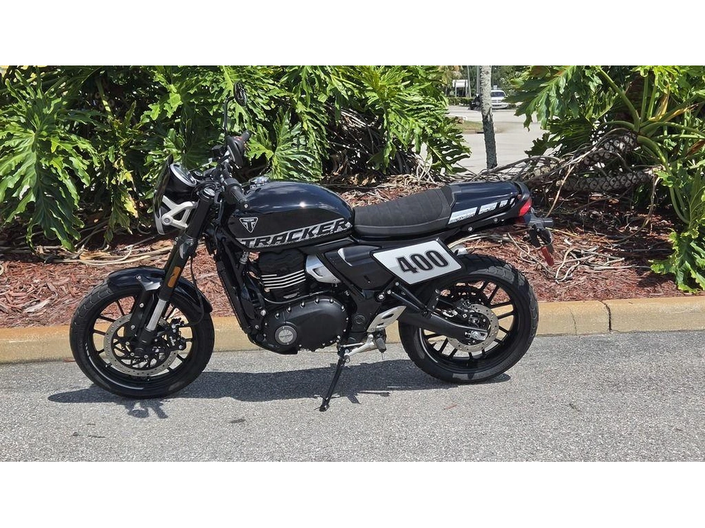 2026 Triumph Tracker 400 Phantom Black