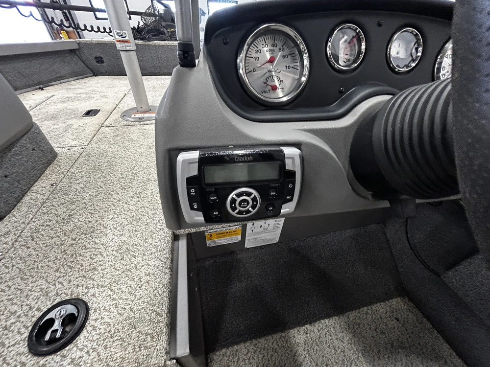 2012 Crestliner Wt1650