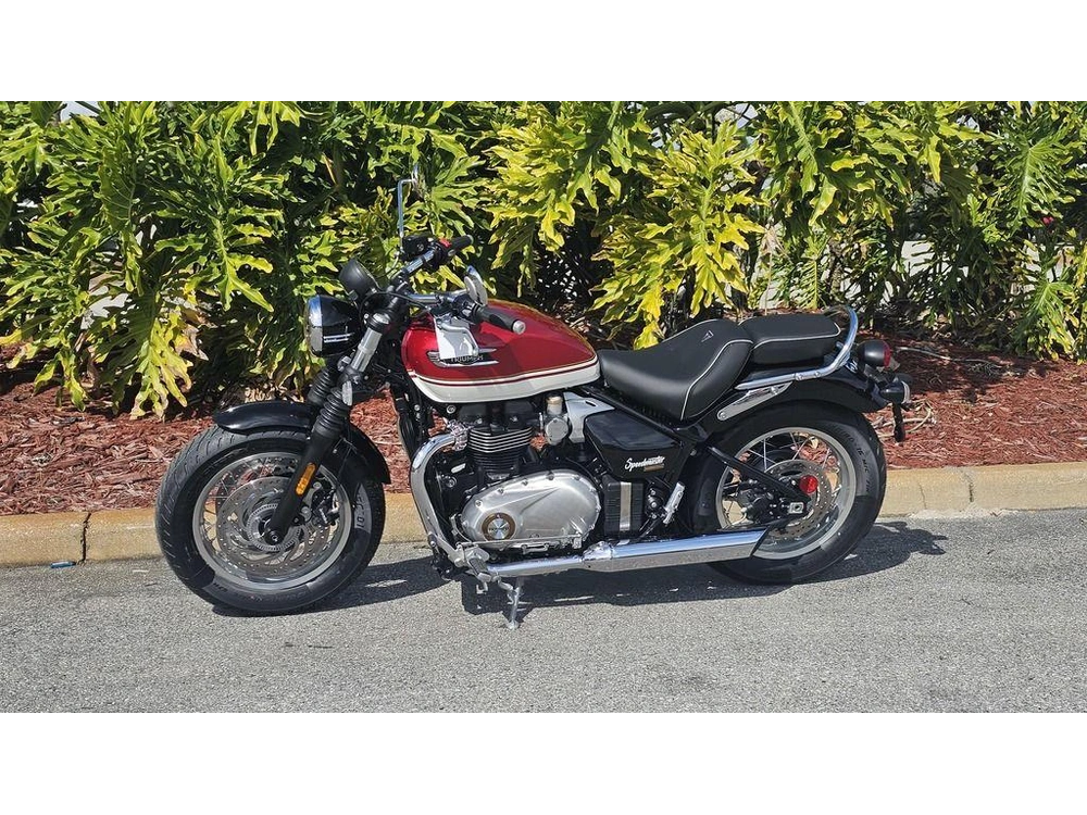 2026 Triumph Bonneville Speedmaster Carnival Red