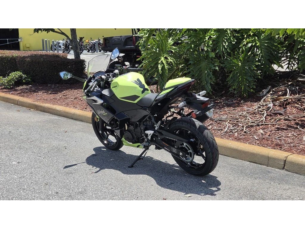 2026 Kawasaki Ninja® 500 Se Abs