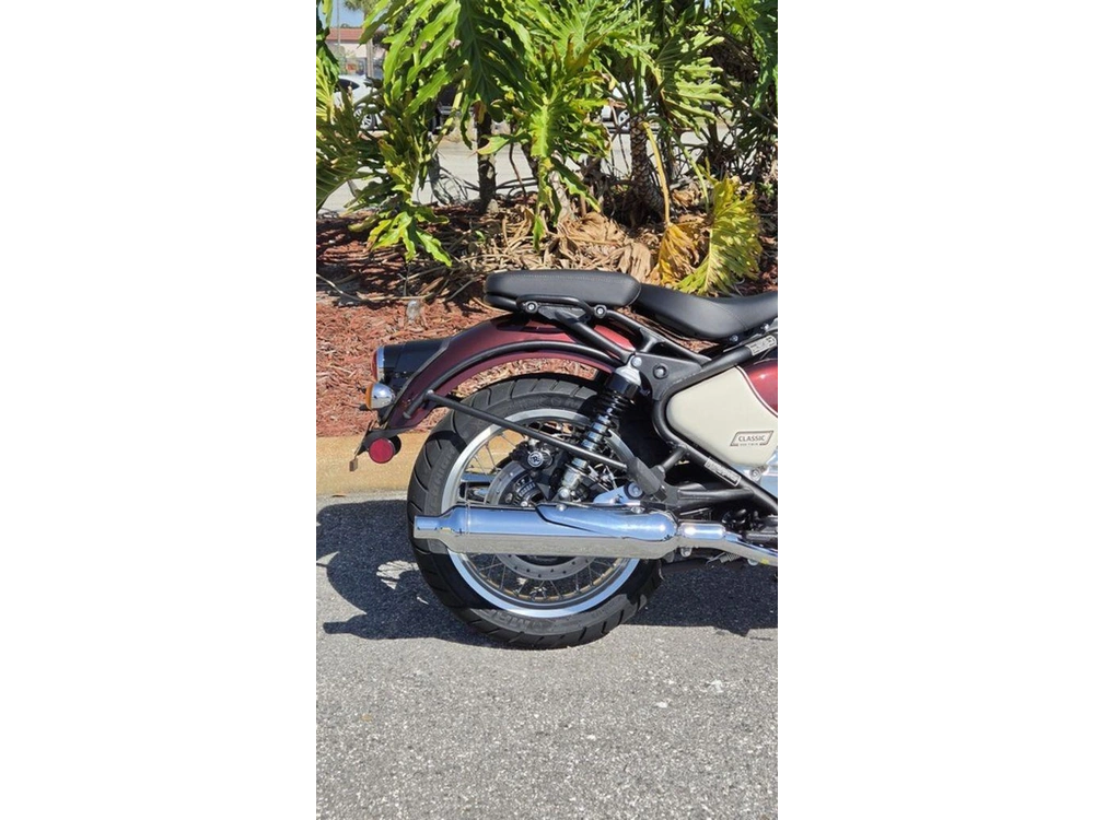2026 Royal Enfield Classic 650 Vallam Red
