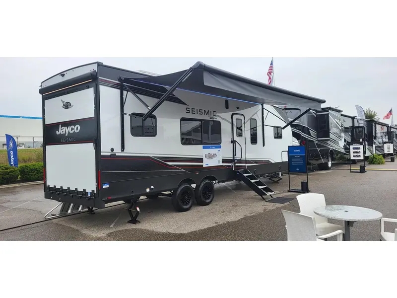 Jayco Seismic 286 2027