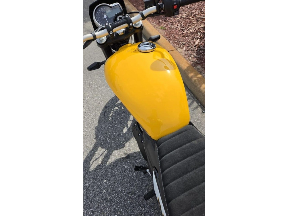 2026 Triumph Tracker 400 Racing Yellow