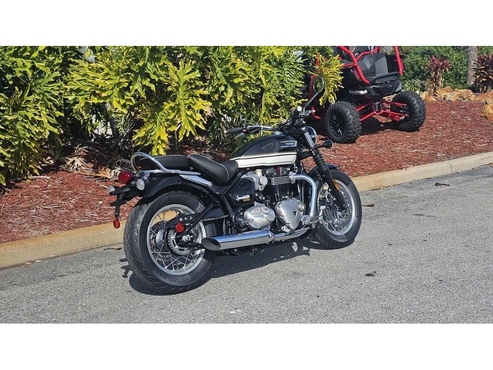 2026 Triumph Bonneville Speedmaster Sapphire Black