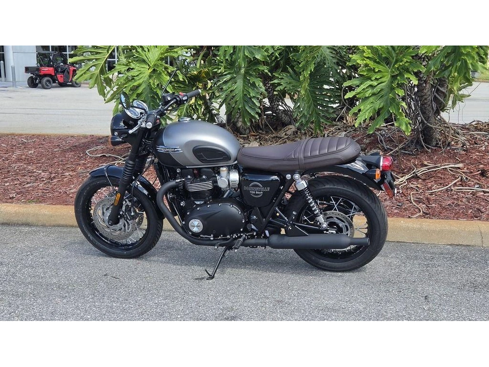 2026 Triumph Bonneville T120 Black Matt Silver Ice
