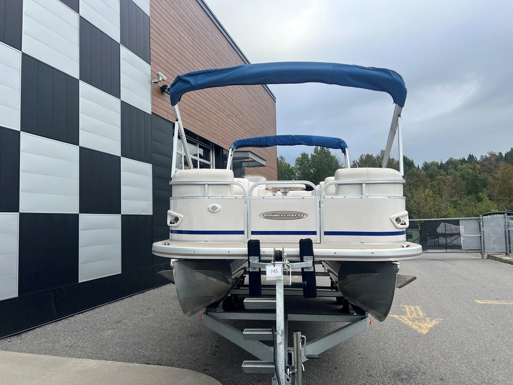 Princecraft Vantage 23 2010