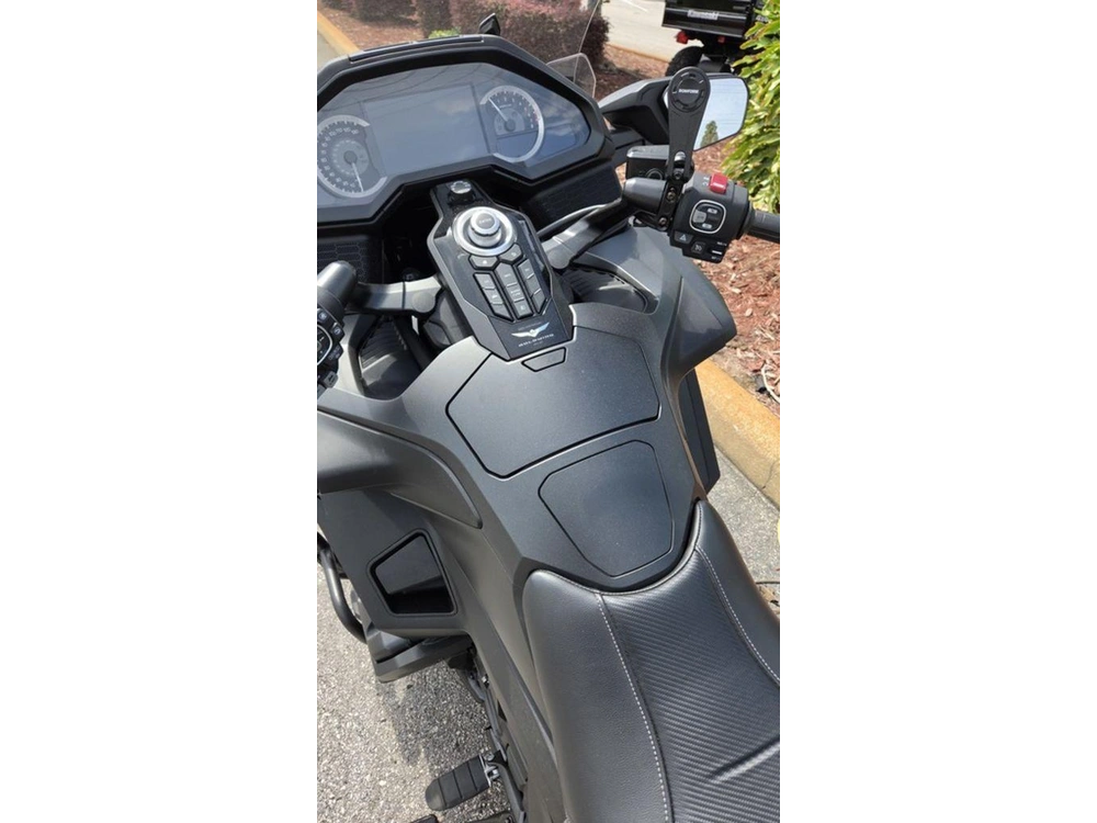 2025 Honda Gold Wing 50th Anniversary Dct