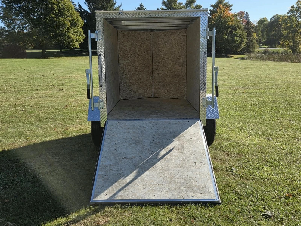 2027 Rhino Galvanized Enclosed 4' X 6' Ramp
