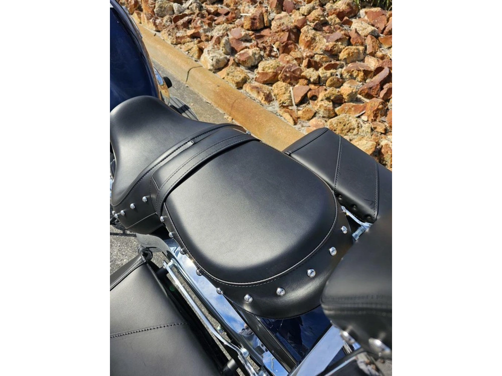 2026 Kawasaki Vulcan® 900 Classic Lt