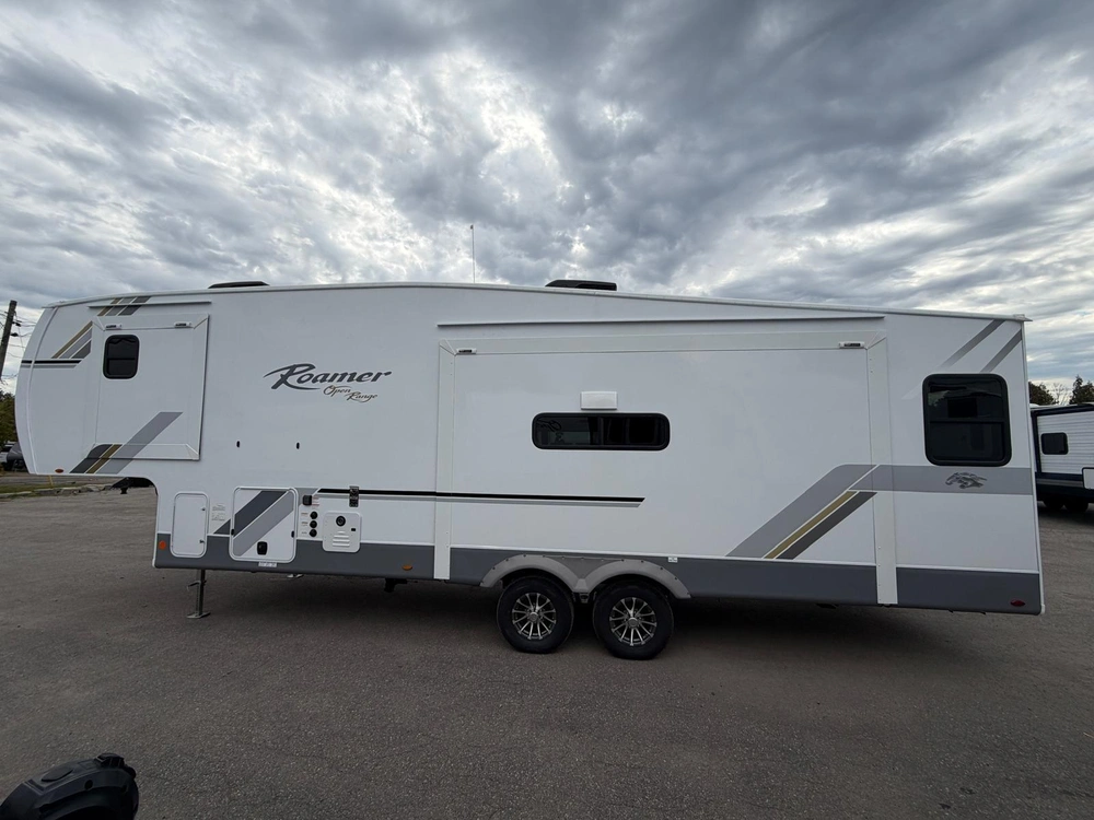 2027 Open Range Roamer Light Duty 29rlts alt
