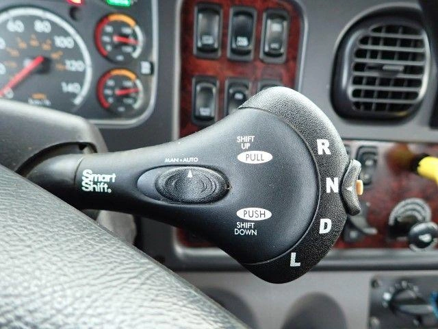 2021 Freightliner M2-112