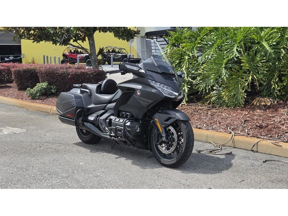 2025 Honda Gold Wing 50th Anniversary Dct