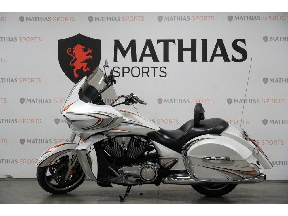 Victory Motorcycles Cross Country 2013