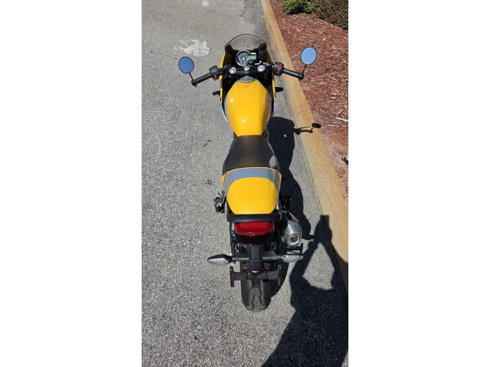 2026 Triumph Thruxton 400 Metallic Racing Yellow / Aluminium Silver