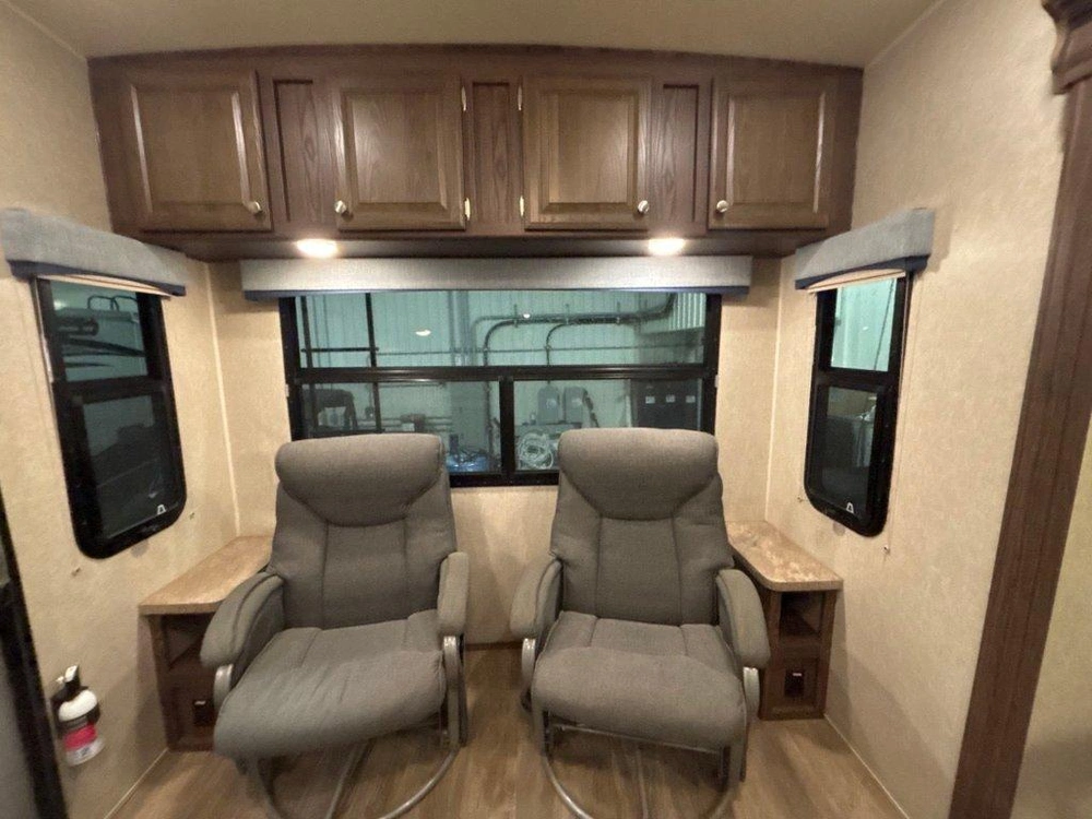 Rockwood Ultra Lite 2440bs 2018