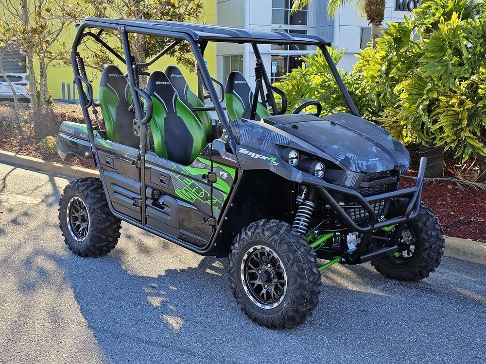 2025 Kawasaki Teryx4™ S Le Cypher Camo Gray