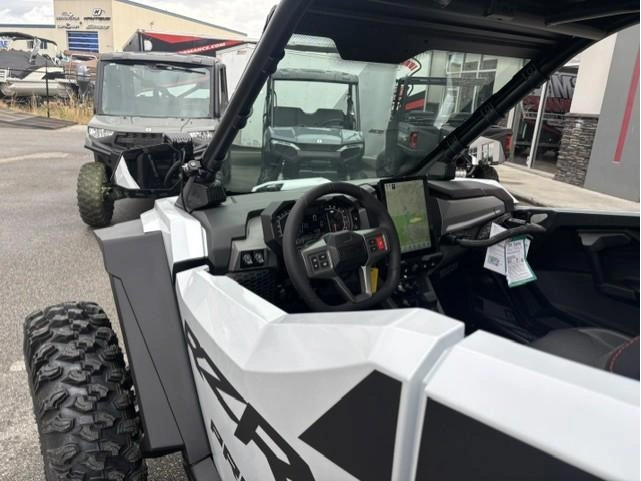 2026 Polaris Rzr Pro R Ultimate - Ghost White Metallic alt